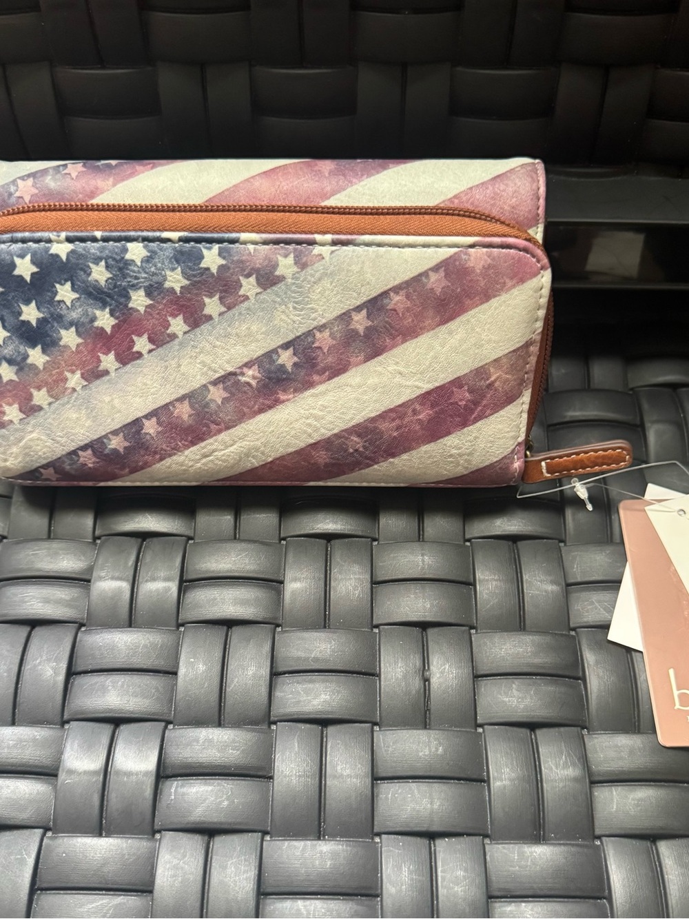 b.o.c. Tri-Fold Wallet with Distressed American Flag and Brown Trim boc - Picture 2 of 8
